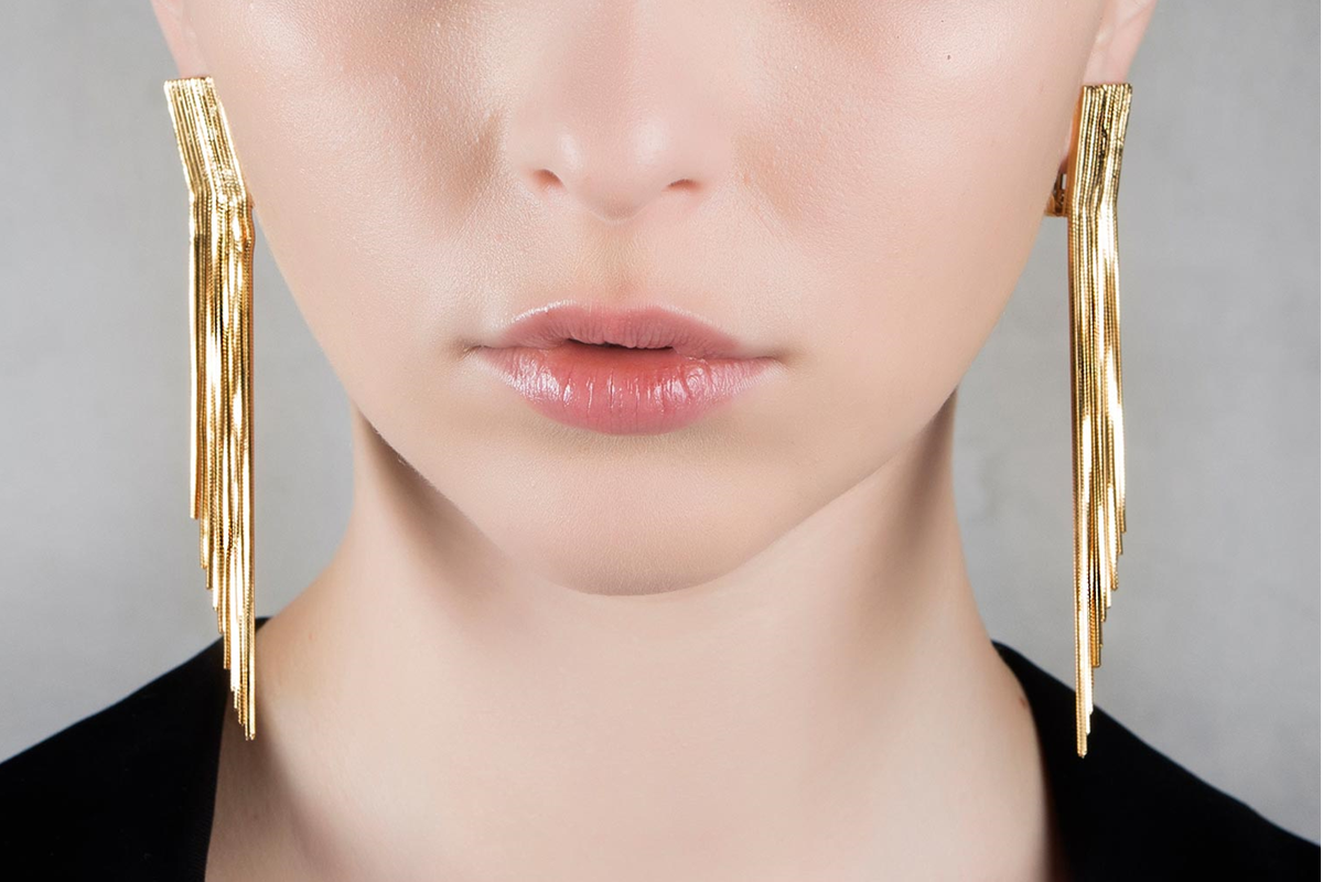 Features Of 18K Gold Earrings